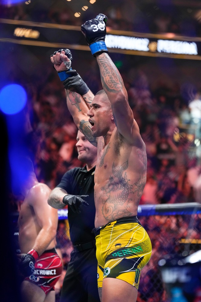 Monster Energy'sAlex Pereira Defeats Jan Blachowicz by Split Decision in Light Heavyweight Debut at UFC 291 in Salt Lake City, Utah